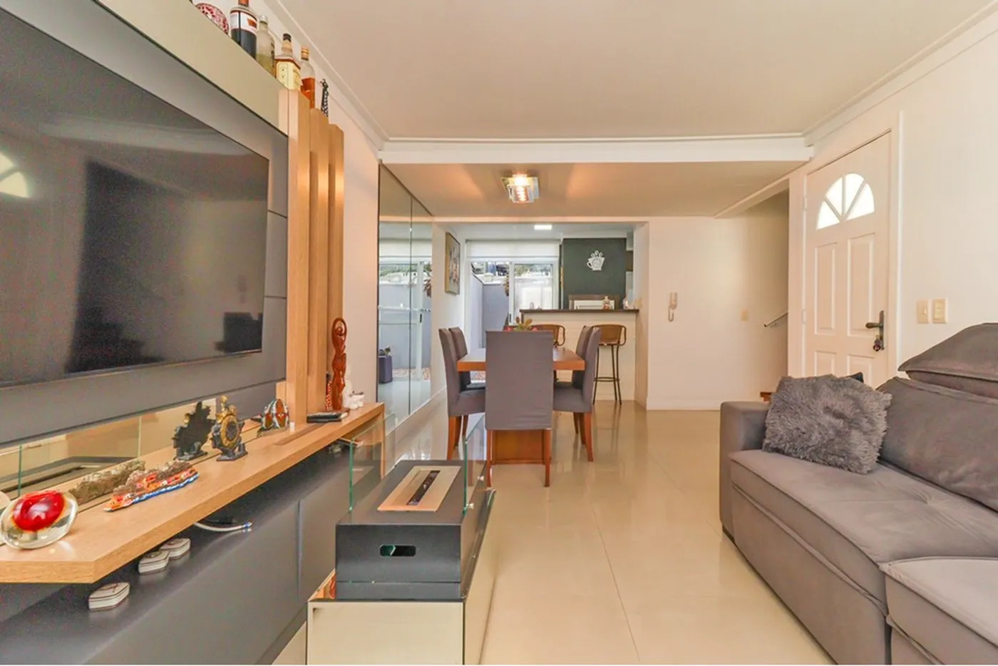 JISDGNV 390 Casa 612491009-317 - REMAX Trend Exclusividades