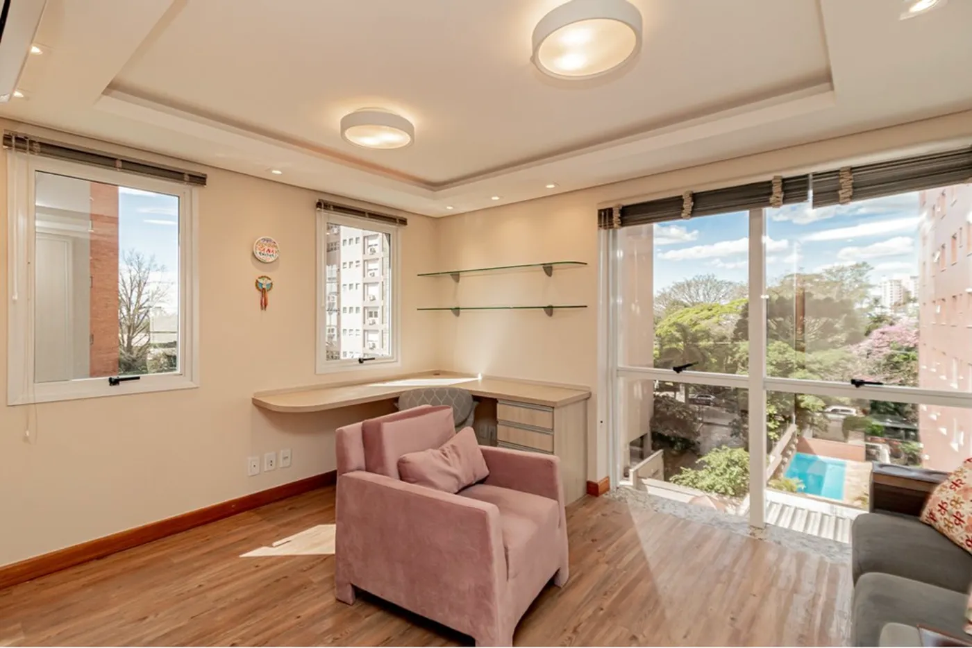 AAM 40 Sala 612491035-16 - REMAX Trend Exclusividades
