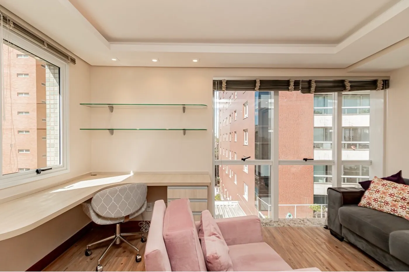 AAM 40 Sala 612491035-16 - REMAX Trend Exclusividades