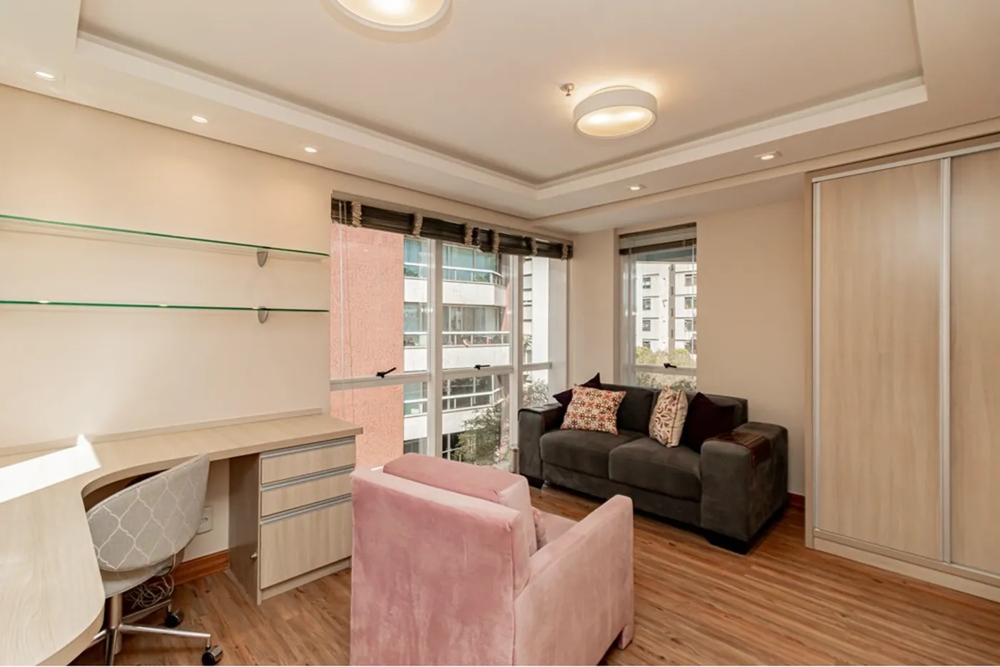 AAM 40 Sala 612491035-16 - REMAX Trend Exclusividades