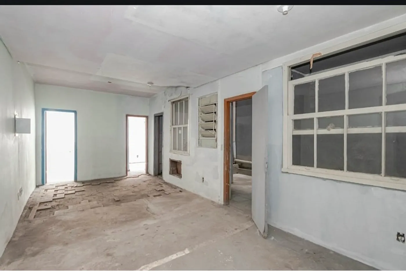 CHSDS 615 Prédio 612541029-13 - REMAX Street Exclusividades