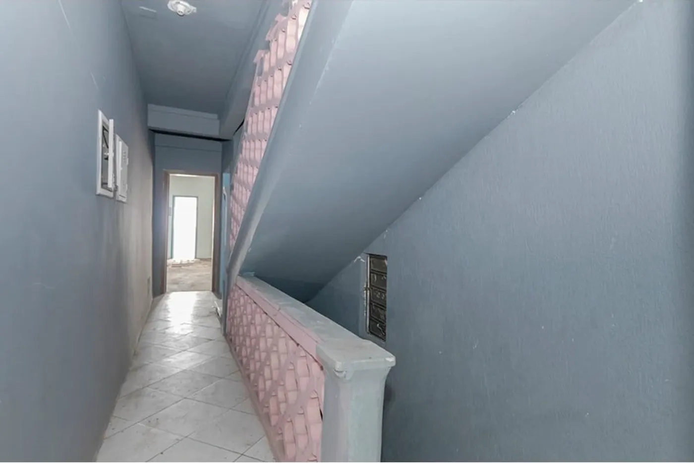 CHSDS 615 Prédio 612541029-13 - REMAX Street Exclusividades
