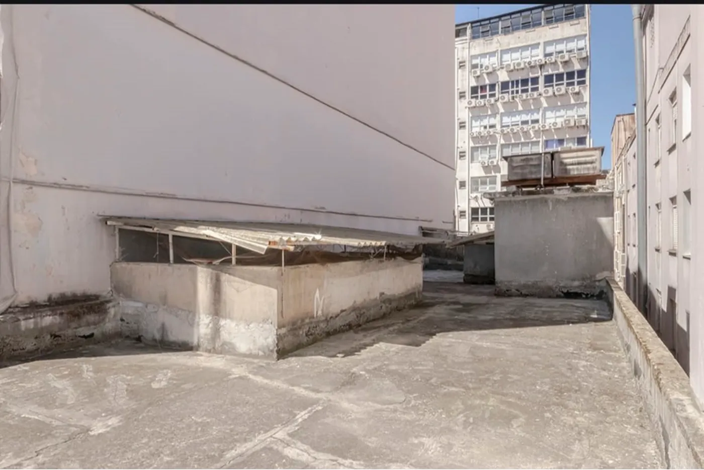 CHSDS 615 Prédio 612541029-13 - REMAX Street Exclusividades