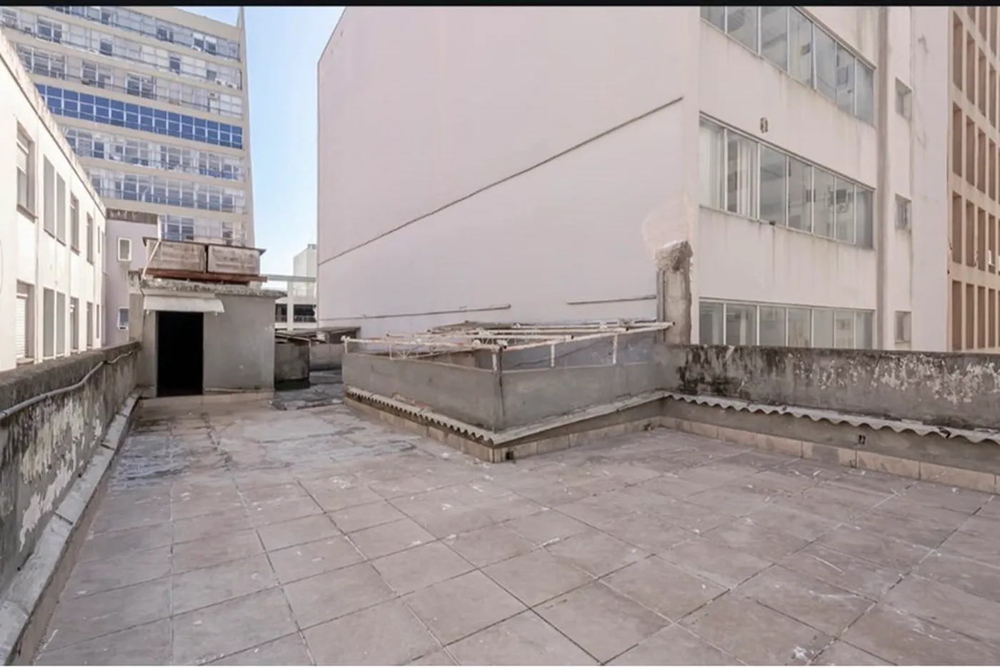 CHSDS 615 Prédio 612541029-13 - REMAX Street Exclusividades