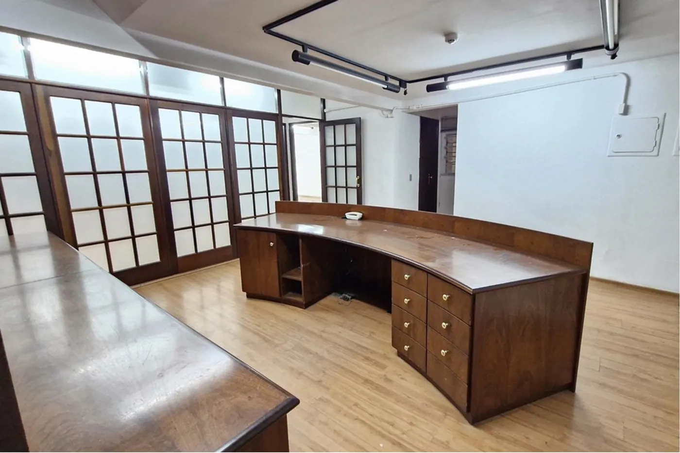 RCC 139 Sala 602301001-171 - Remax Trinity Exclusividades