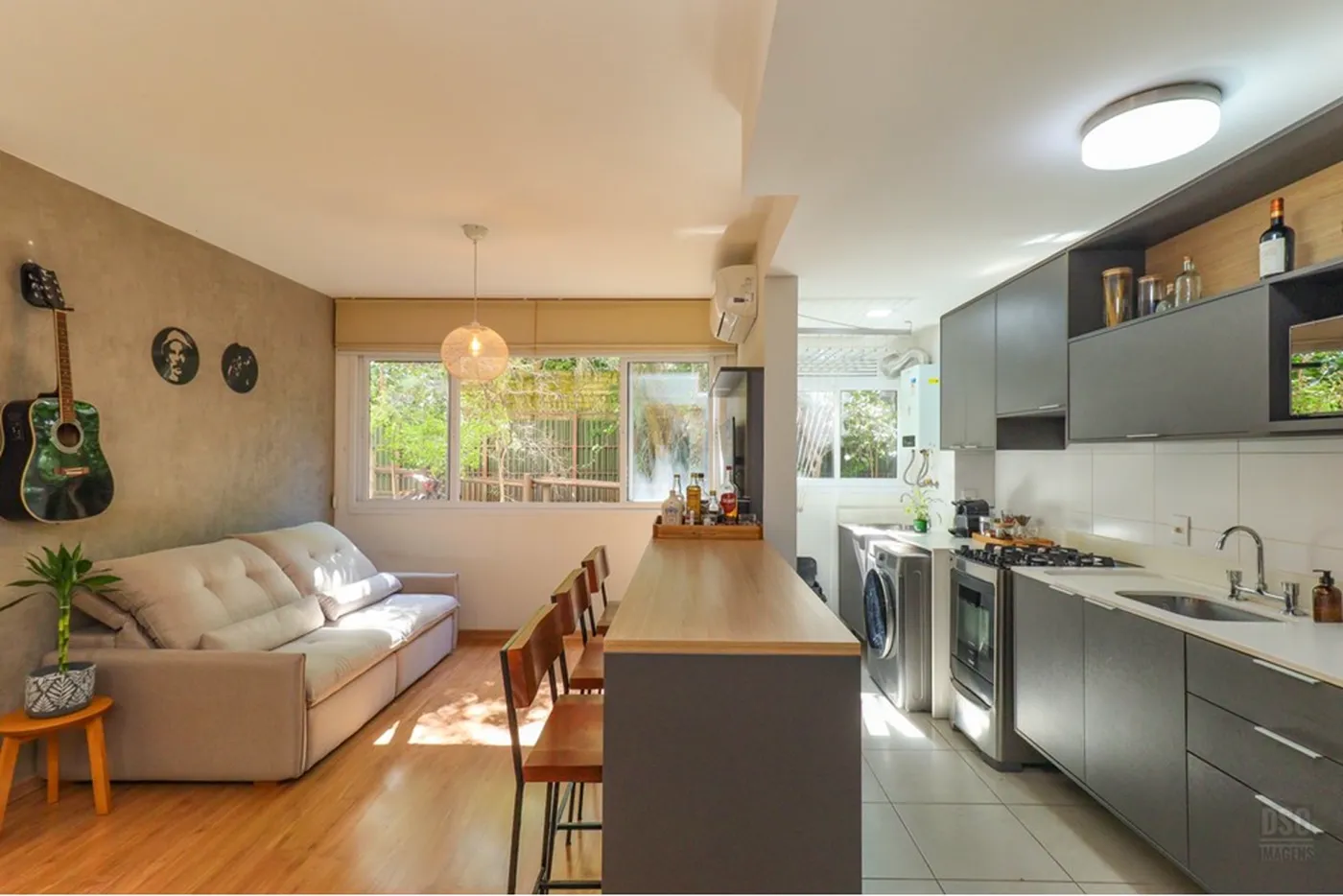 TDT 215 Apto 610191042-212 - REMAX Casa Sul Exclusividades