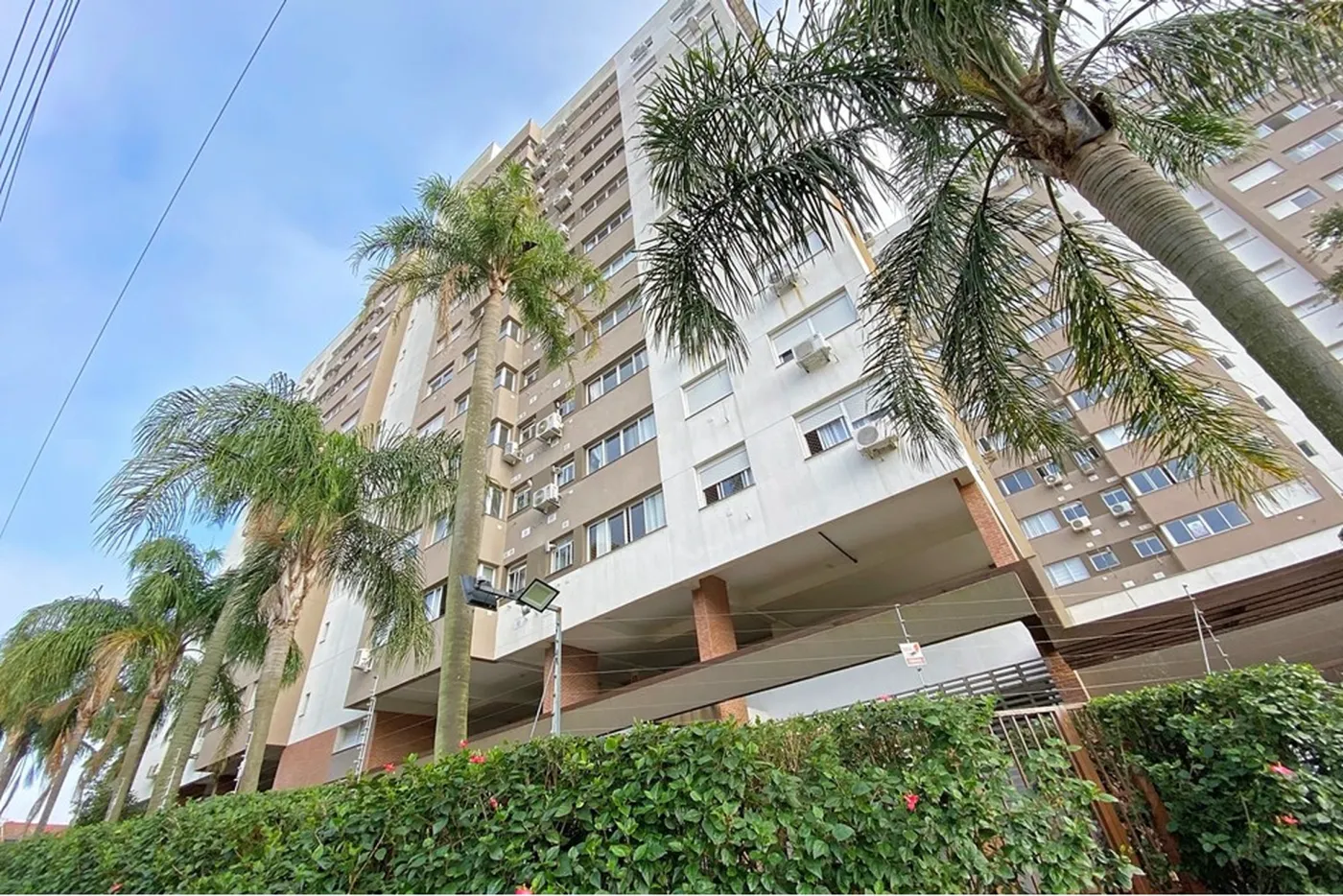 TDT 215 Apto 610191042-212 - REMAX Casa Sul Exclusividades
