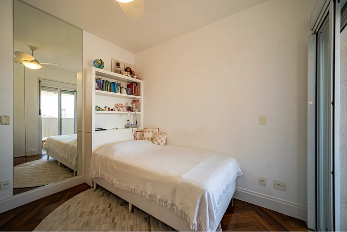 PCF 555 Apto 601081006-128 - REMAX Lepex Exclusividades