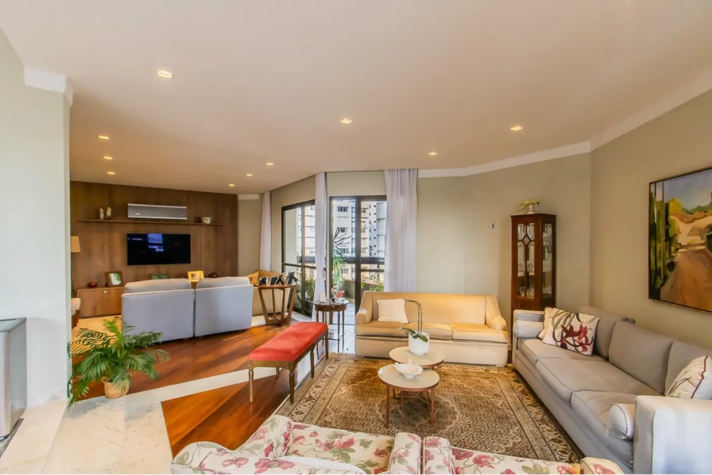 PSV 584 Apto 601401005-51 - REMAX Paradisus Exclusividades