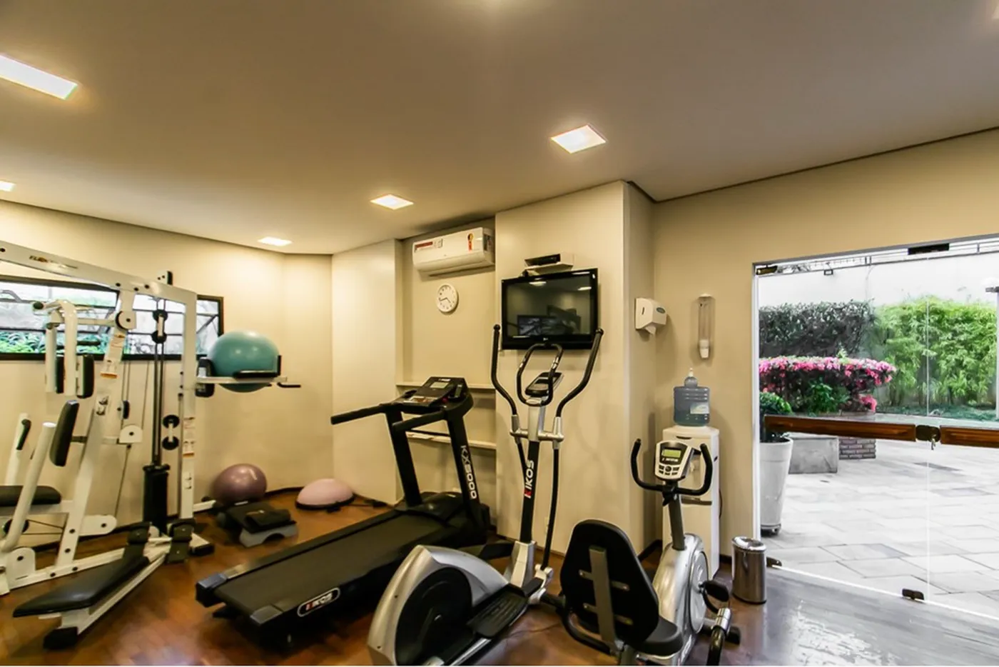 PSV 584 Apto 601401005-51 - REMAX Paradisus Exclusividades