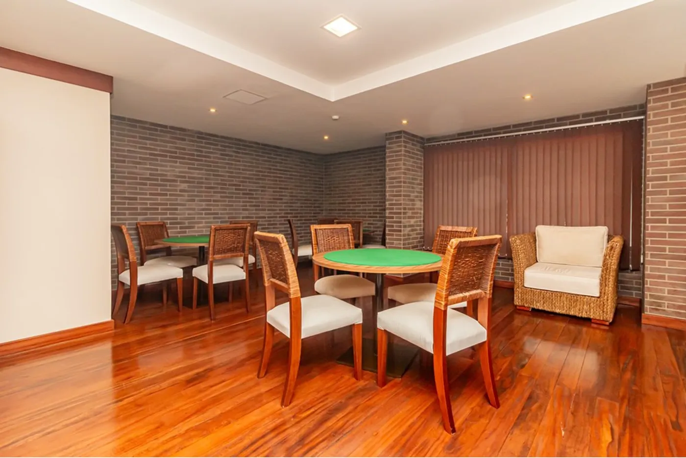 PDA 675 Apto 612491036-45 - REMAX Trend Exclusividades