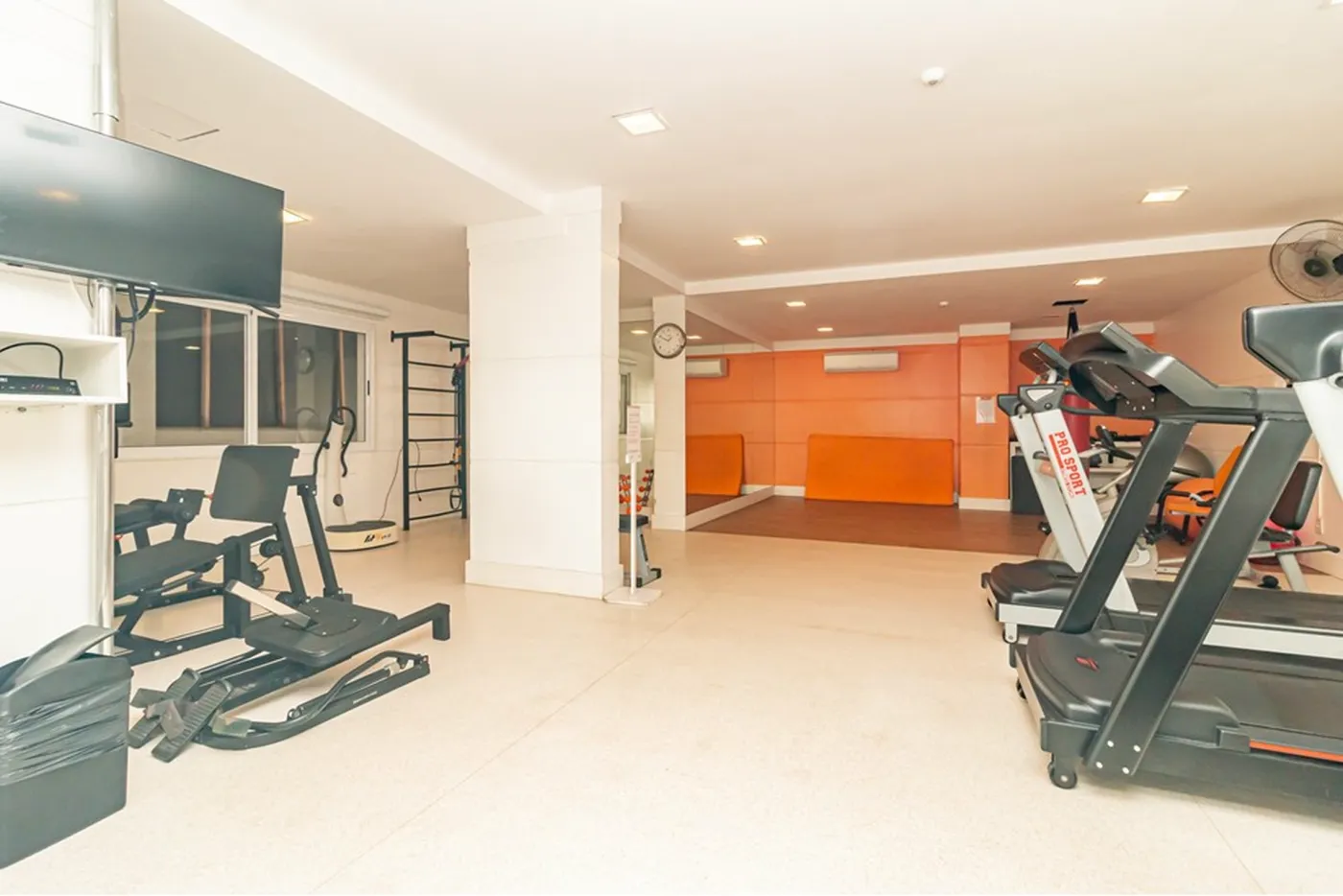 PDA 675 Apto 612491036-45 - REMAX Trend Exclusividades