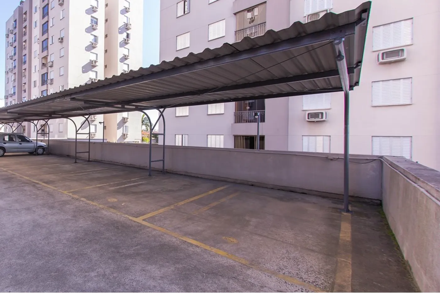 SEJL 555 Apto 610101031-5 - REMAX Tri Exclusividades