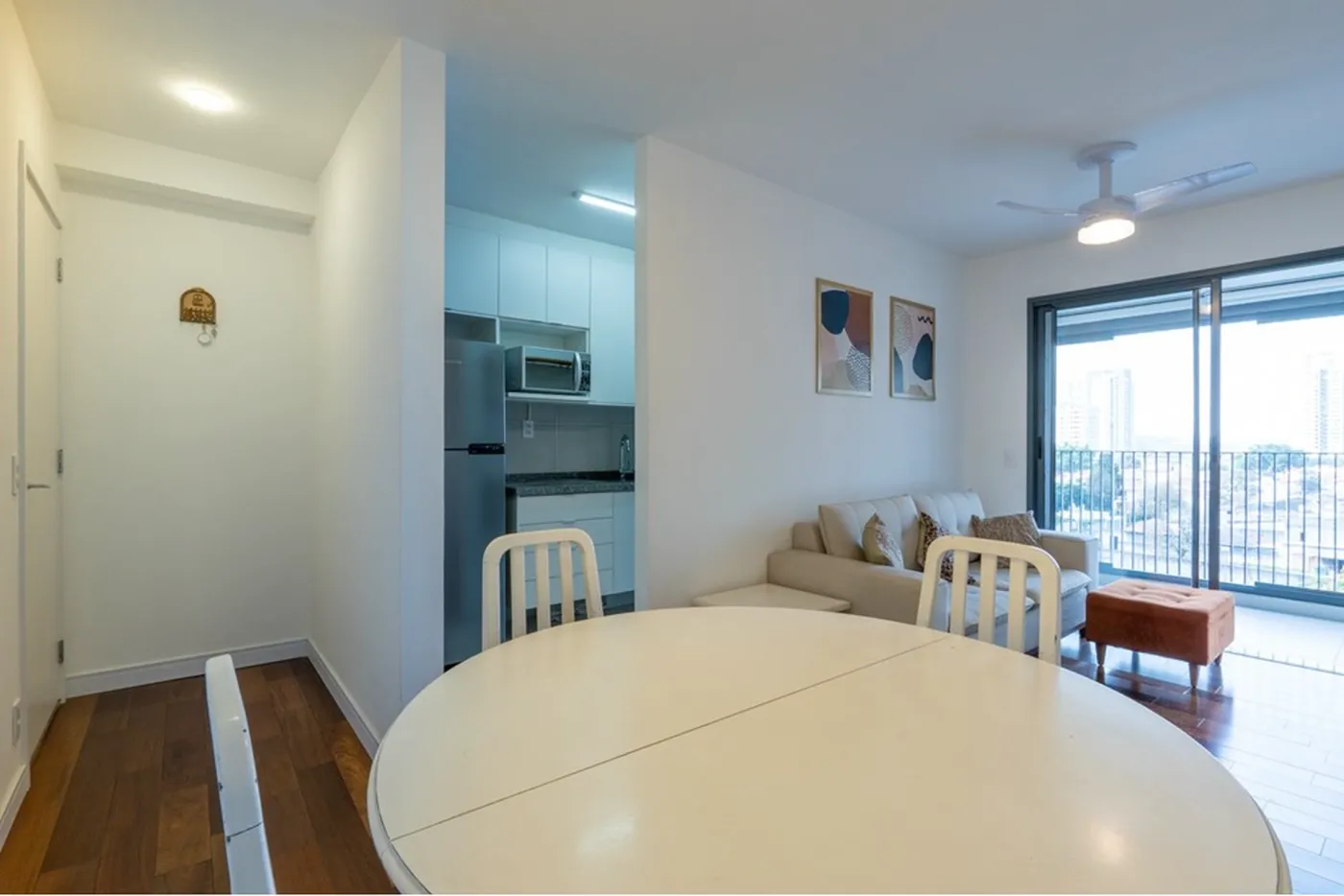 BCDE 333 Apto 601241070-4 - REMAX Ville Exclusividades