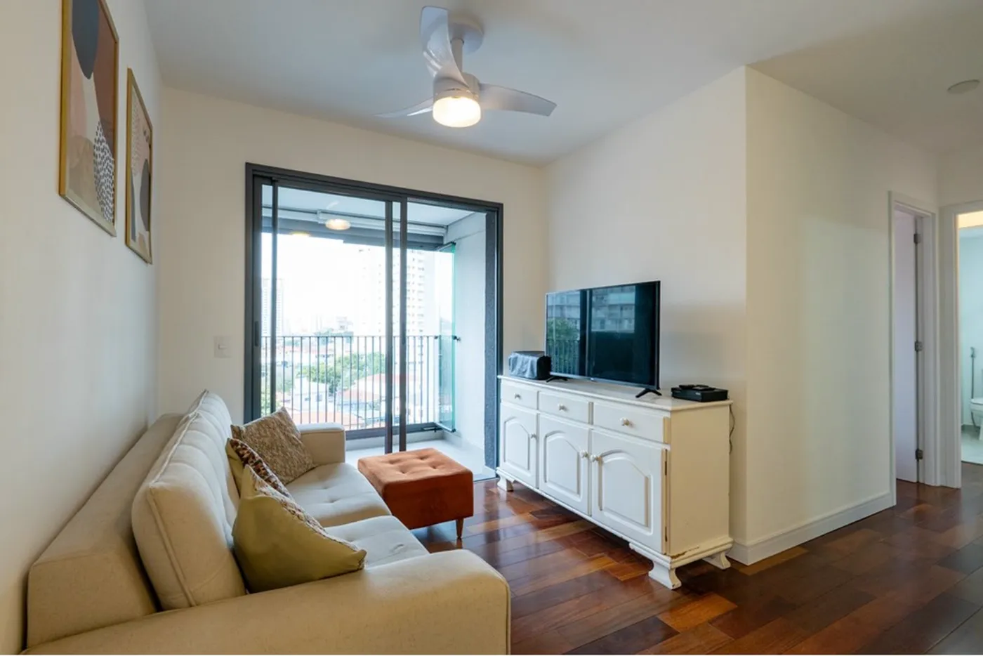 BCDE 333 Apto 601241070-4 - REMAX Ville Exclusividades