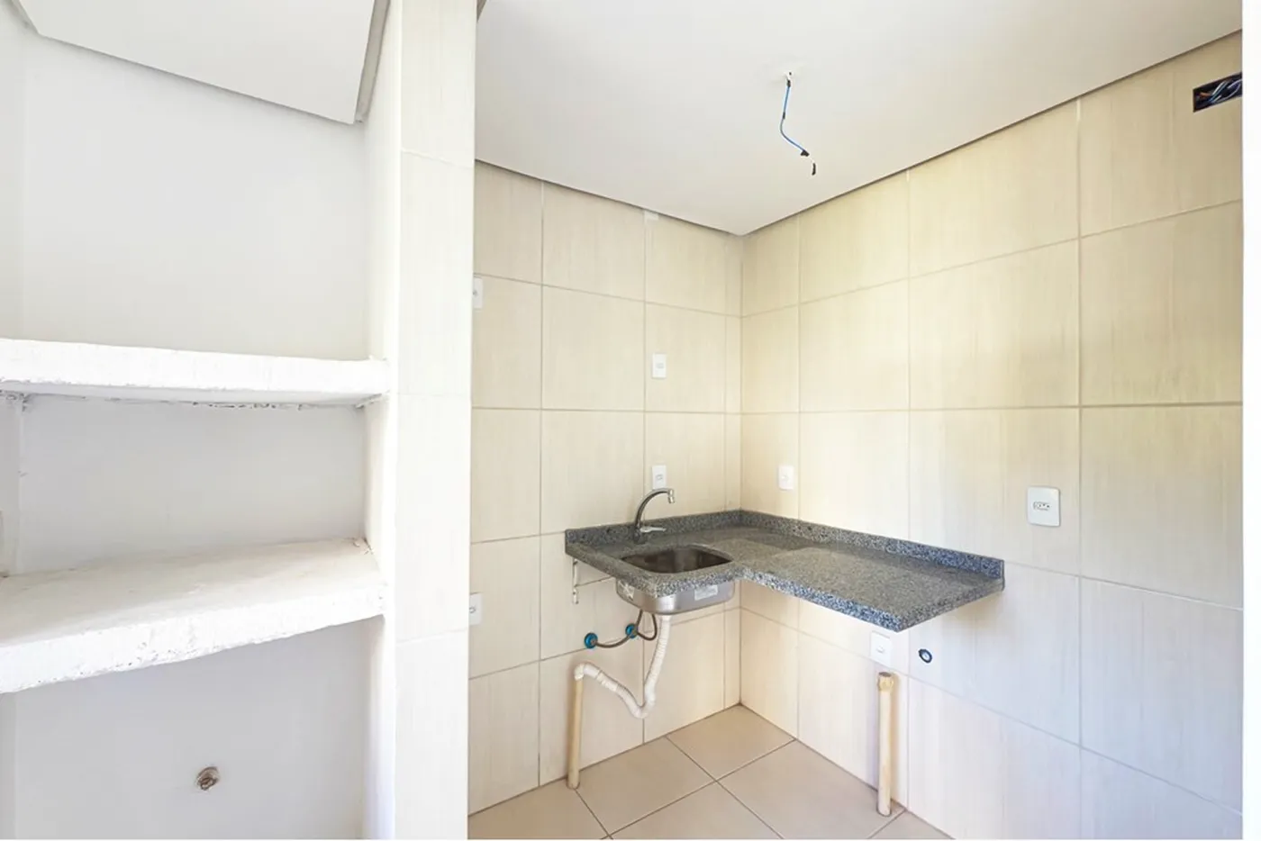CDC 4414 Apto 610191037-97 - REMAX Casa Sul Exclusividades
