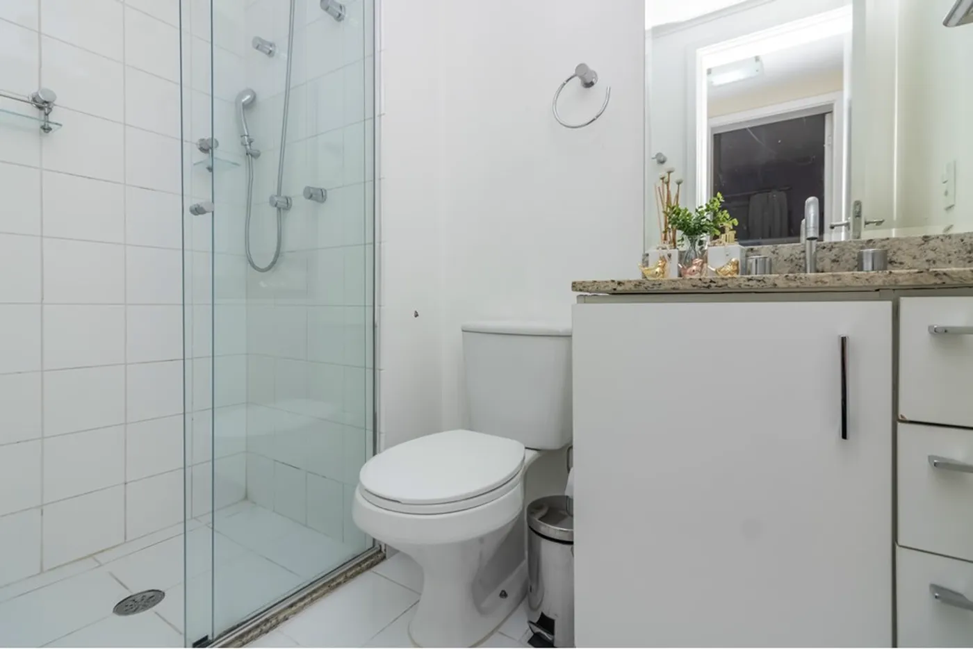 JDSCJN 195 Apto 602031024-100 - REMAX Classique Exclusividades