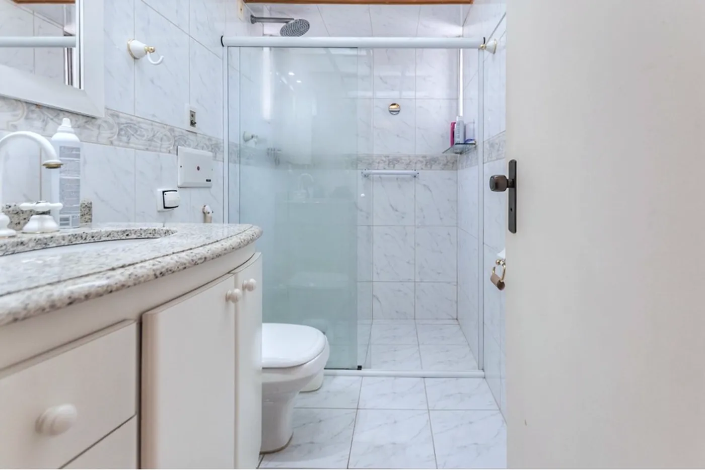 VMVD 295 Apto 601191033-74 - REMAX Kasa Exclusividades