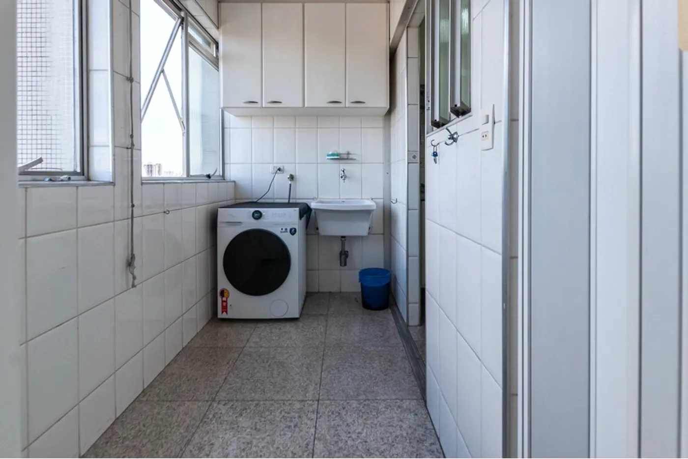 VMVD 295 Apto 601191033-74 - REMAX Kasa Exclusividades
