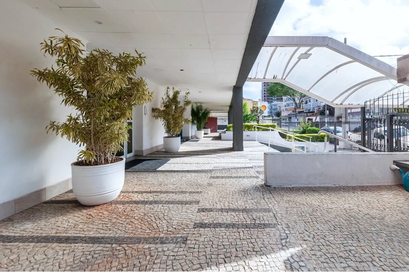 VMVD 295 Apto 601191033-74 - REMAX Kasa Exclusividades