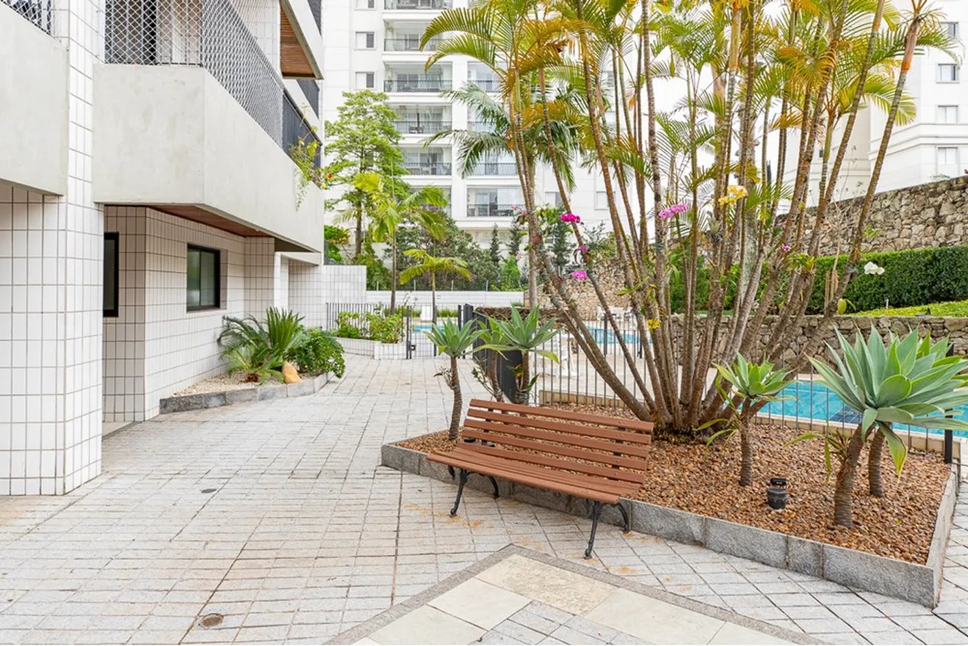 JLPSDM 71 Apto 601131051-37 - REMAX Ares Exclusividades
