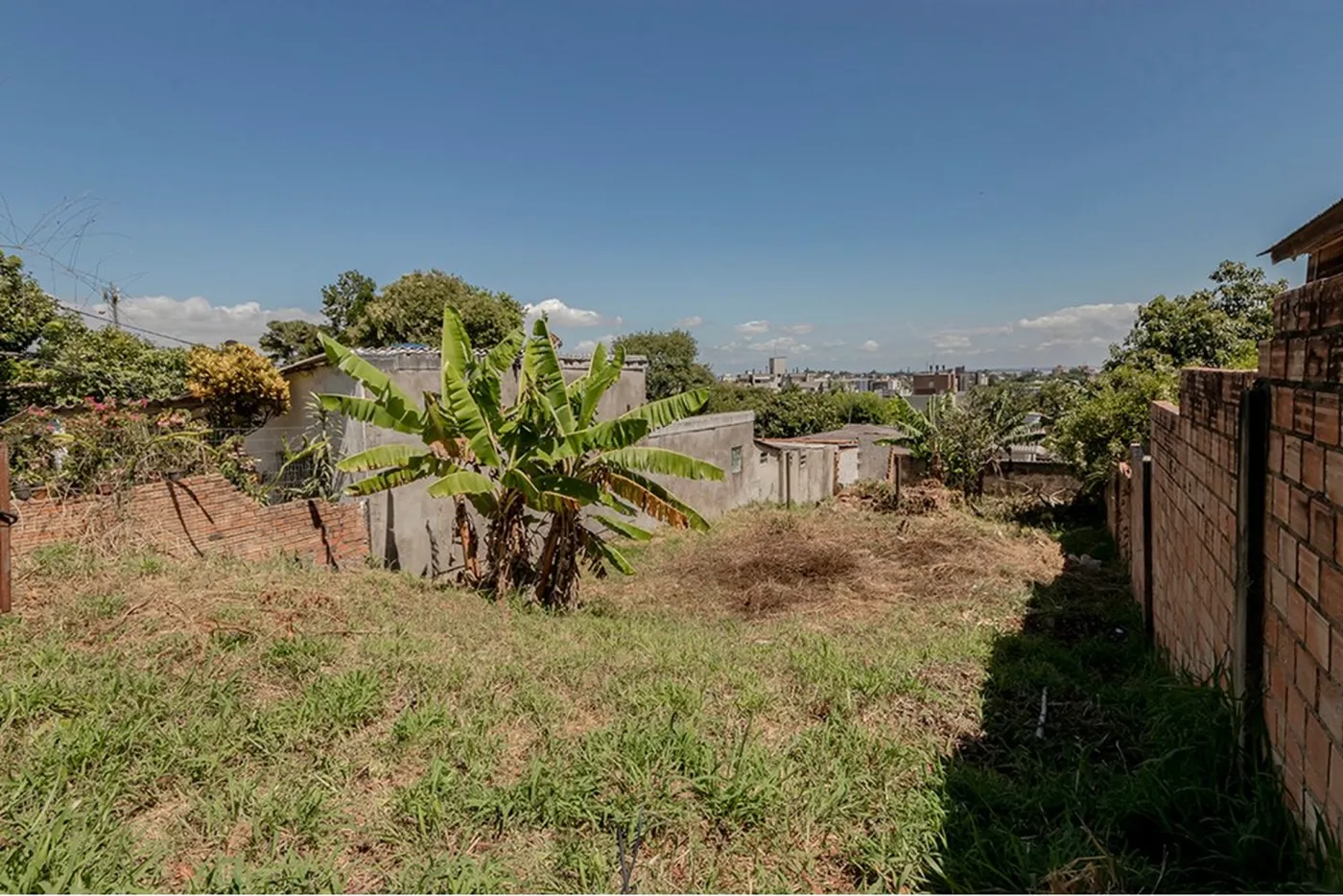 TL 1144 Lote 610191029-25 - REMAX Casa Sul Exclusividades