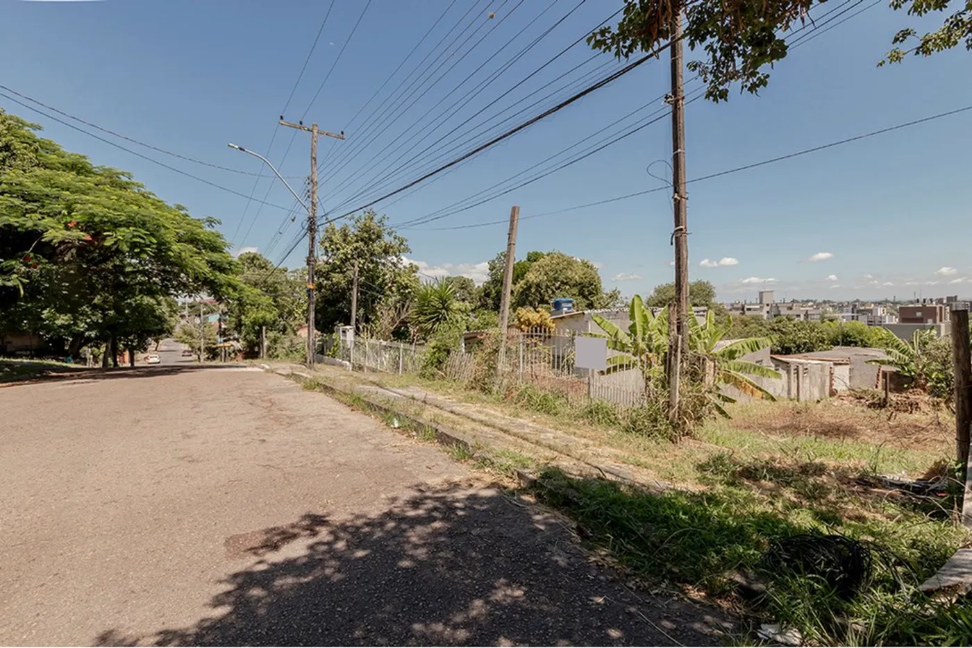 TL 1144 Lote 610191029-25 - REMAX Casa Sul Exclusividades