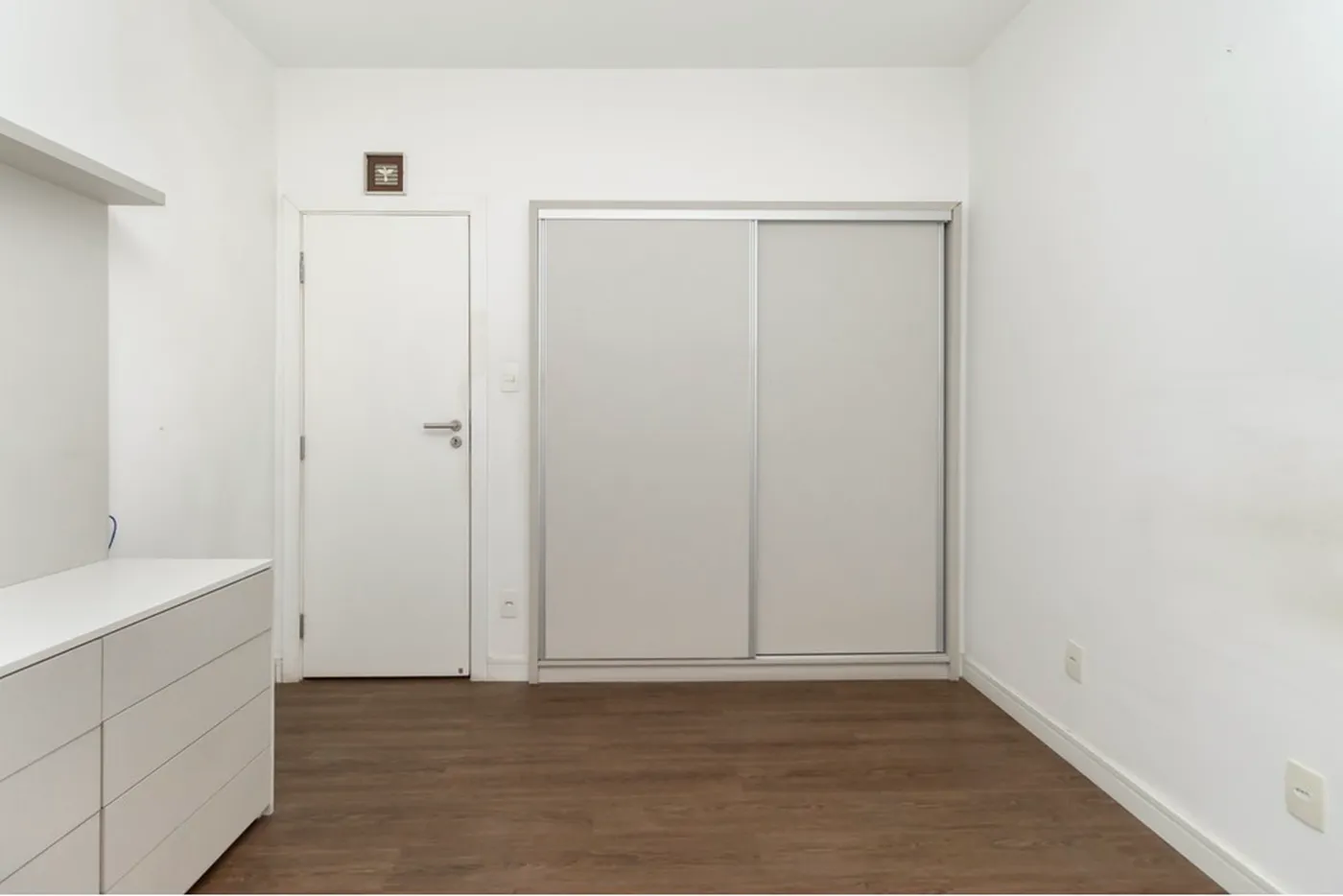 PTS 763 Apto 630331103-6 - REMAX Comunità Exclusividades