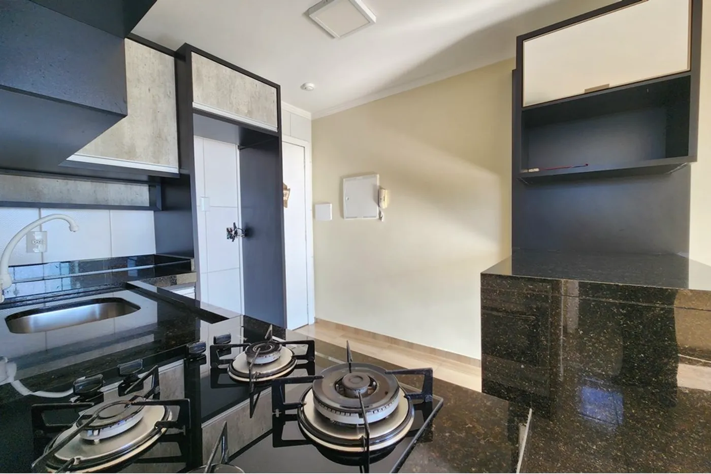 CEL 38 Apto 590231179-232 - REMAX Dream On Exclusividades