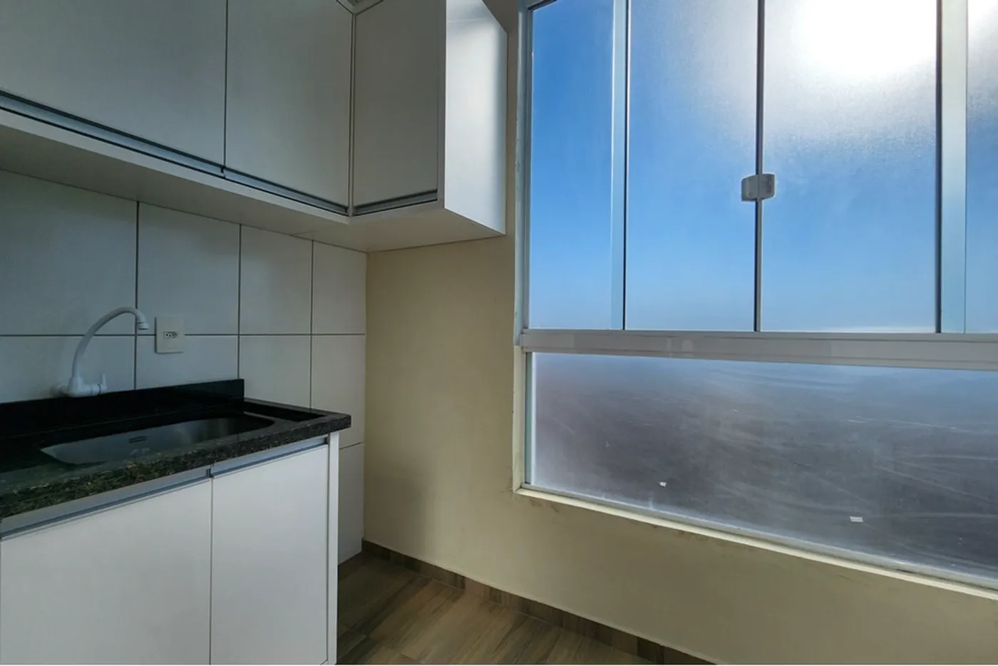 CEL 38 Apto 590231179-232 - REMAX Dream On Exclusividades