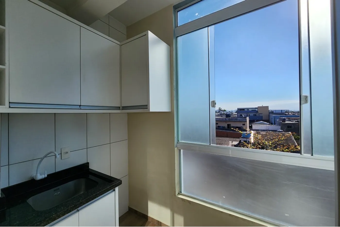 CEL 38 Apto 590231179-232 - REMAX Dream On Exclusividades