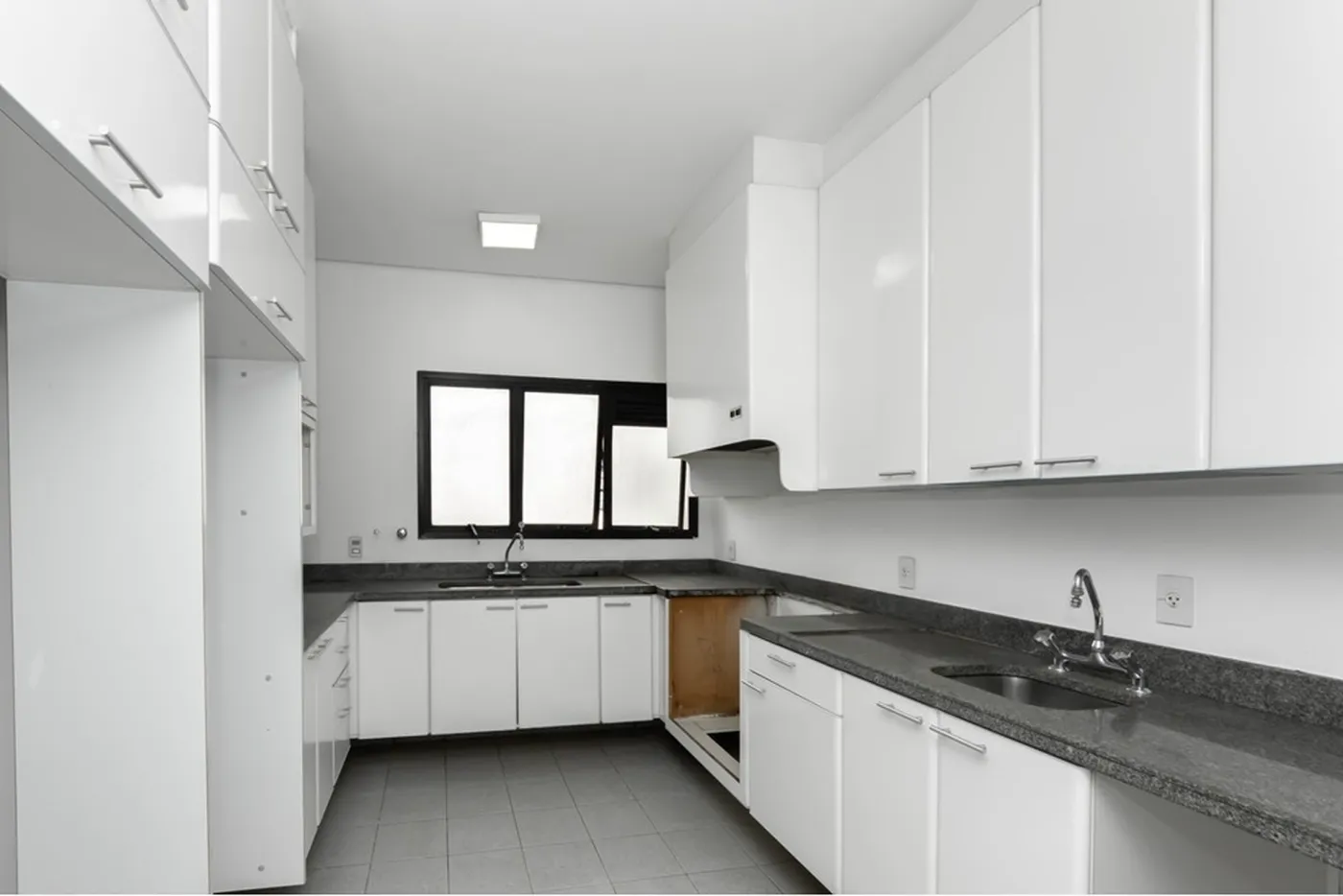 JVRPAC 370 Apto 601081065-32 - REMAX Lepex Exclusividades
