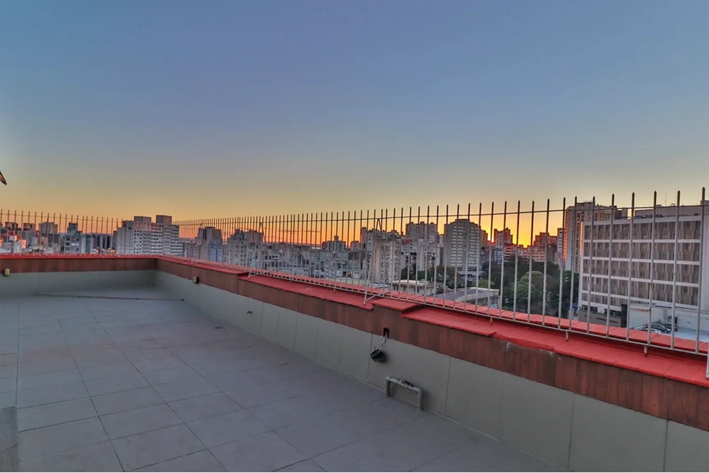 CHSL 288 Apto 610371016-37 - REMAX Rocket Exclusividades