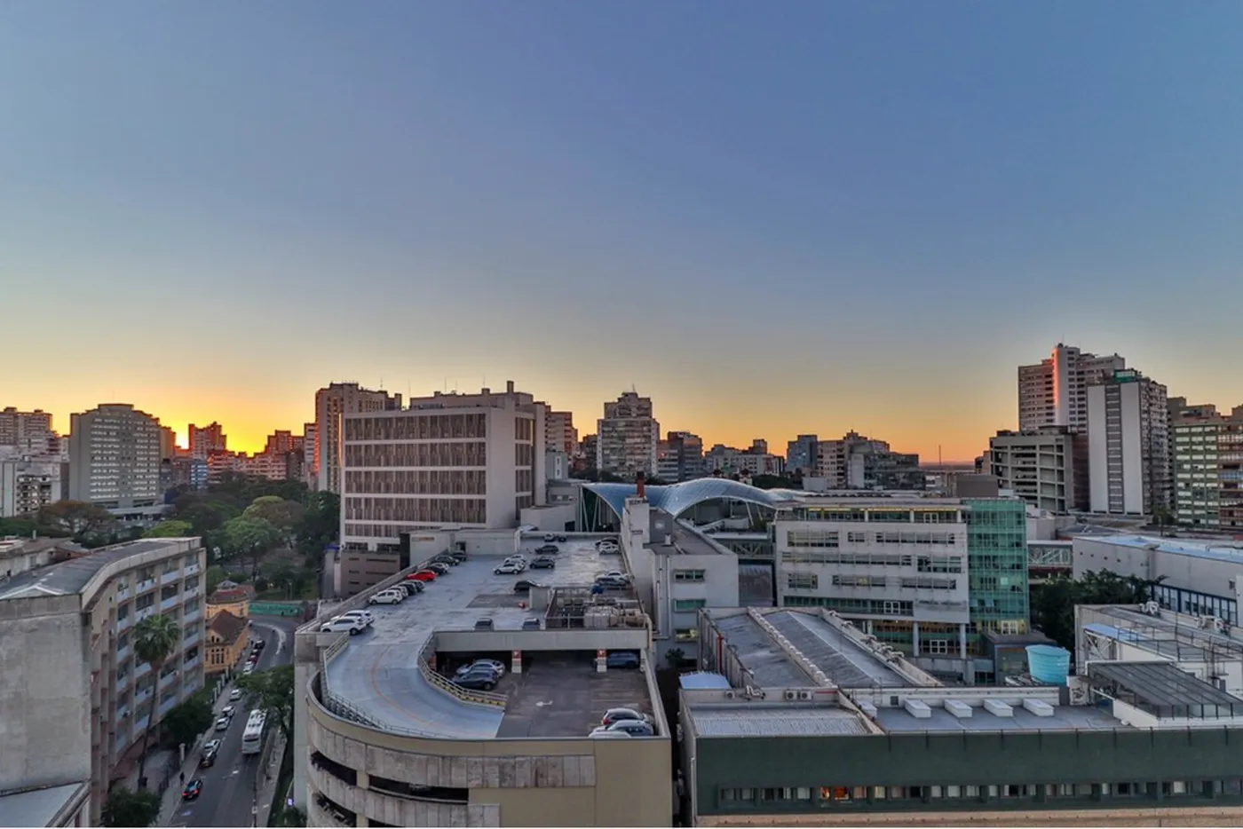 CHSL 288 Apto 610371016-37 - REMAX Rocket Exclusividades