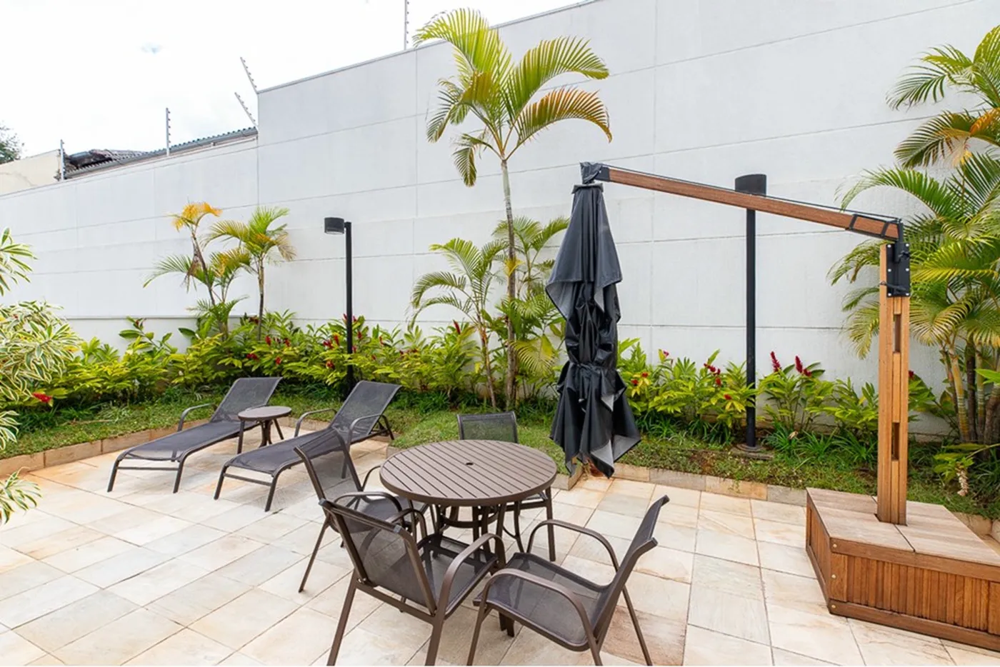 VMJT 791 Apto 601241033-106 - REMAX Ville Exclusividades