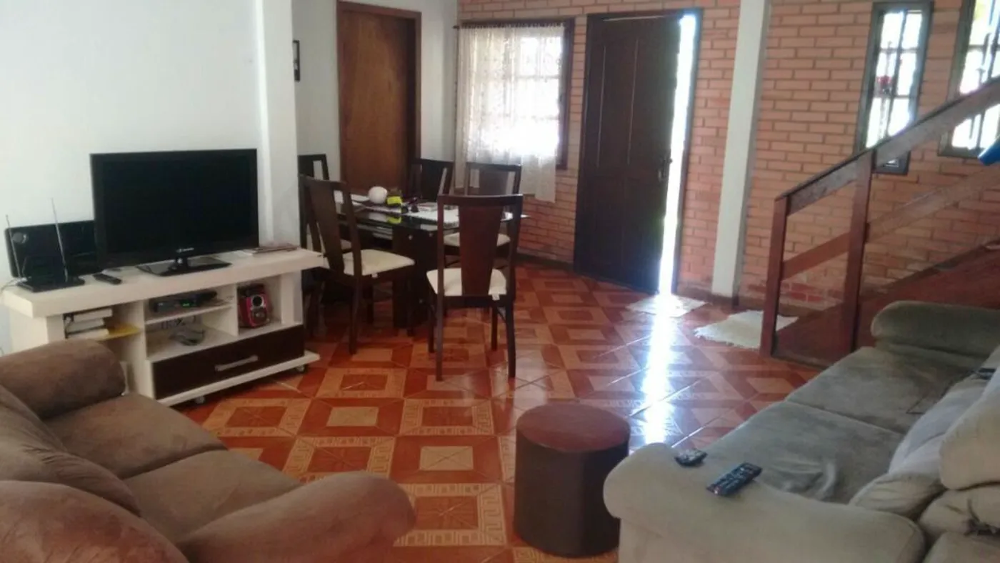 TELB 1562 Casa 5820-BT - Berté Imóveis Exclusividades