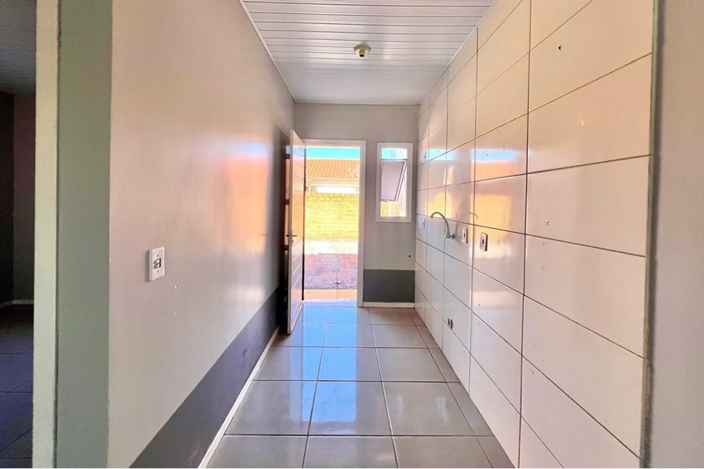 TMA 286 610241001-127 - REMAX 520 Exclusividades