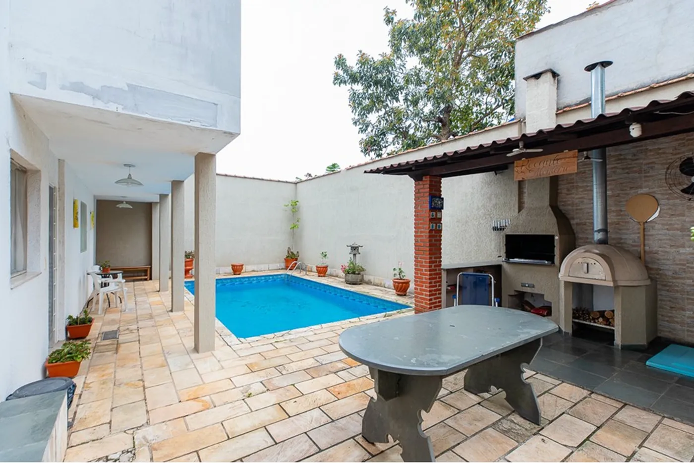 JKJS 112 Casa 601131079-5 - REMAX Ares Exclusividades