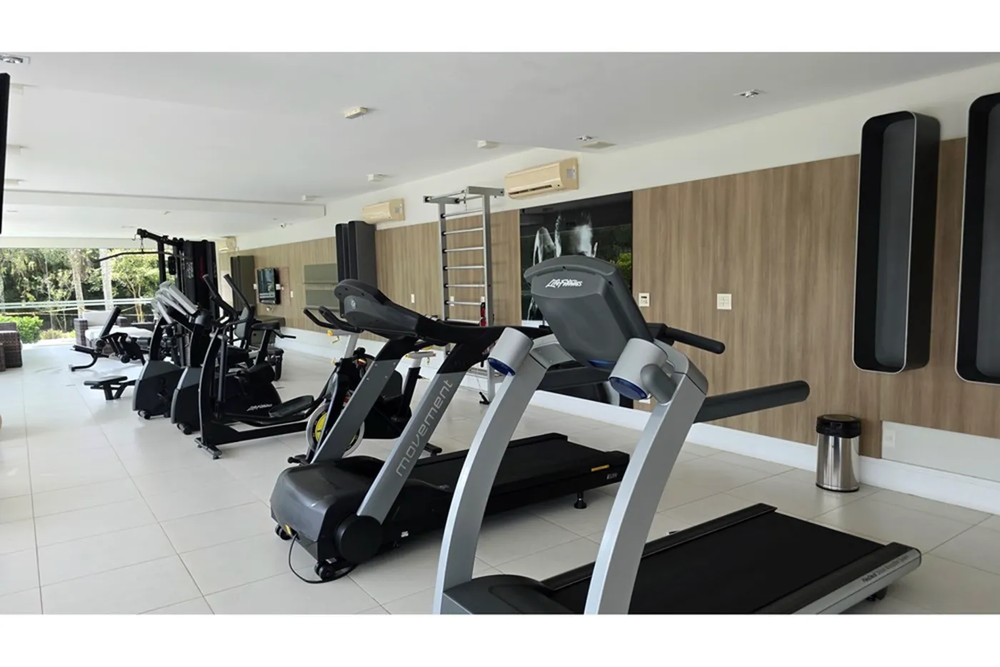 CTBX 2395 Apto 590441066-39 - REMAX Dream On II Exclusividades