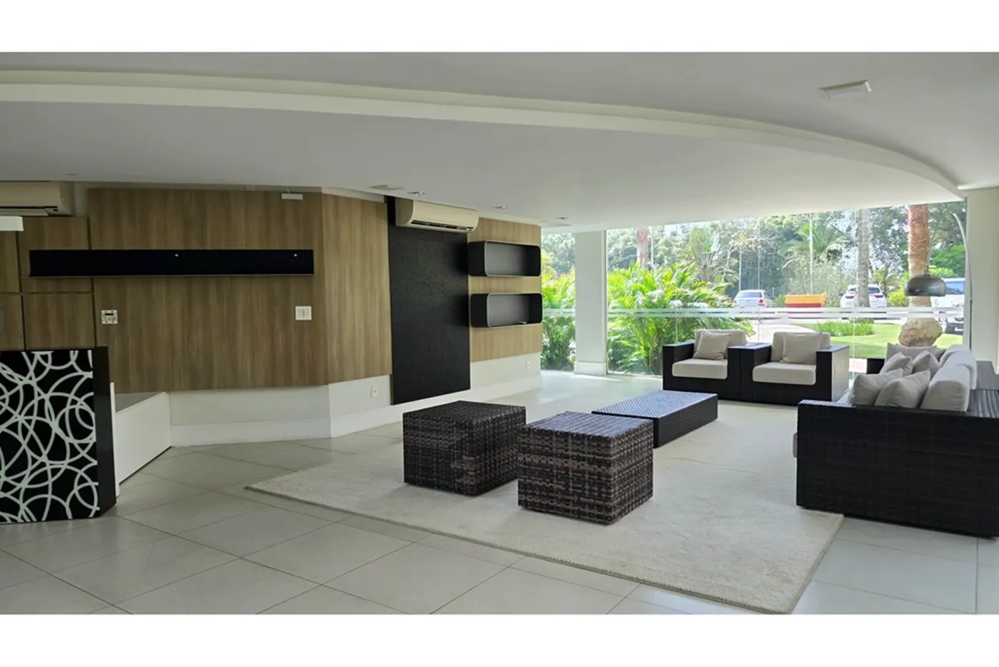 CTBX 2395 Apto 590441066-39 - REMAX Dream On II Exclusividades