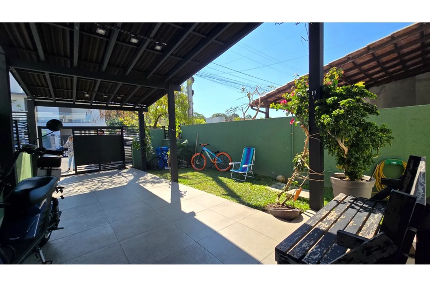 RVDC 800 590441066-32 - REMAX Dream On II Exclusividades