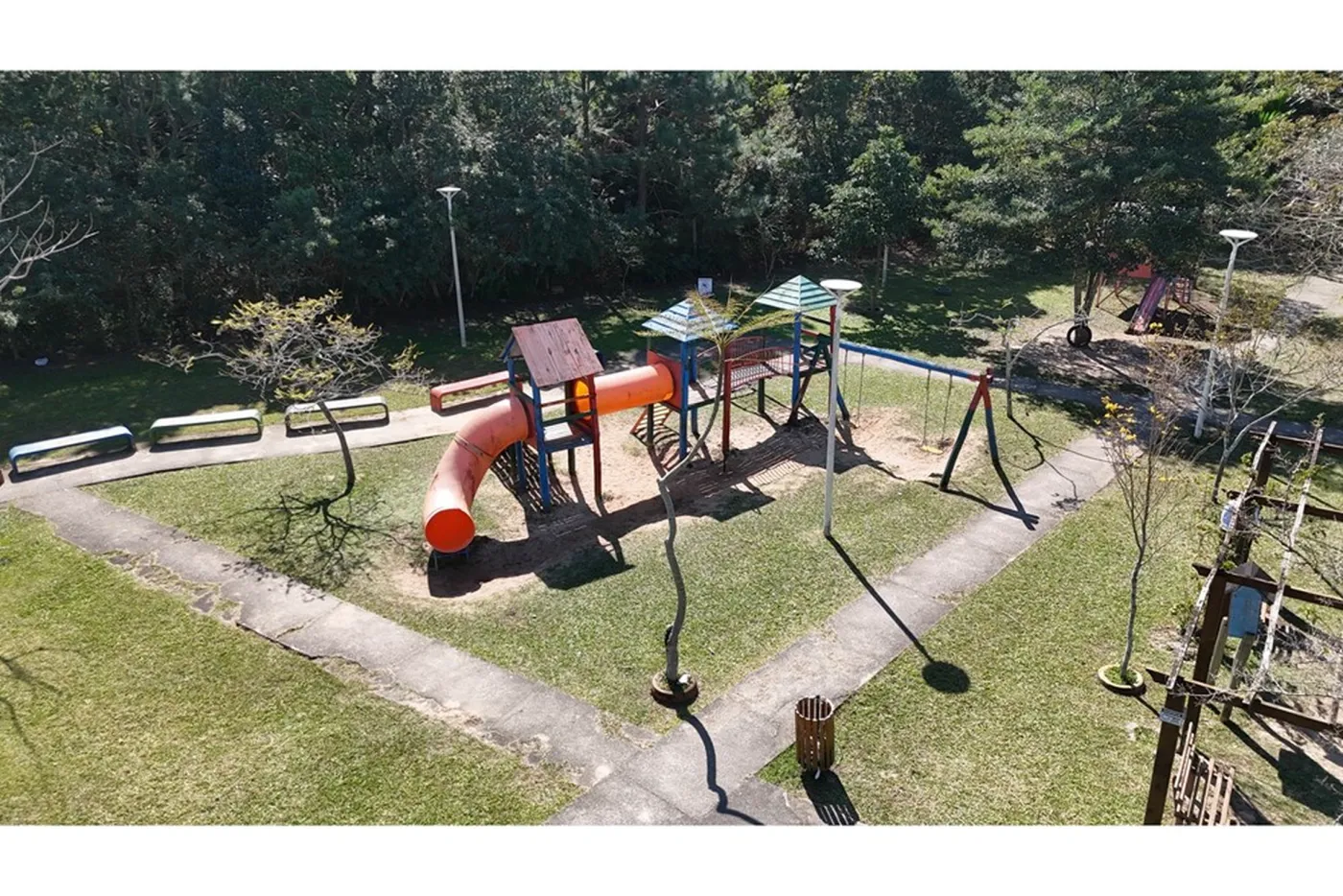 RVDC 800 590441066-32 - REMAX Dream On II Exclusividades