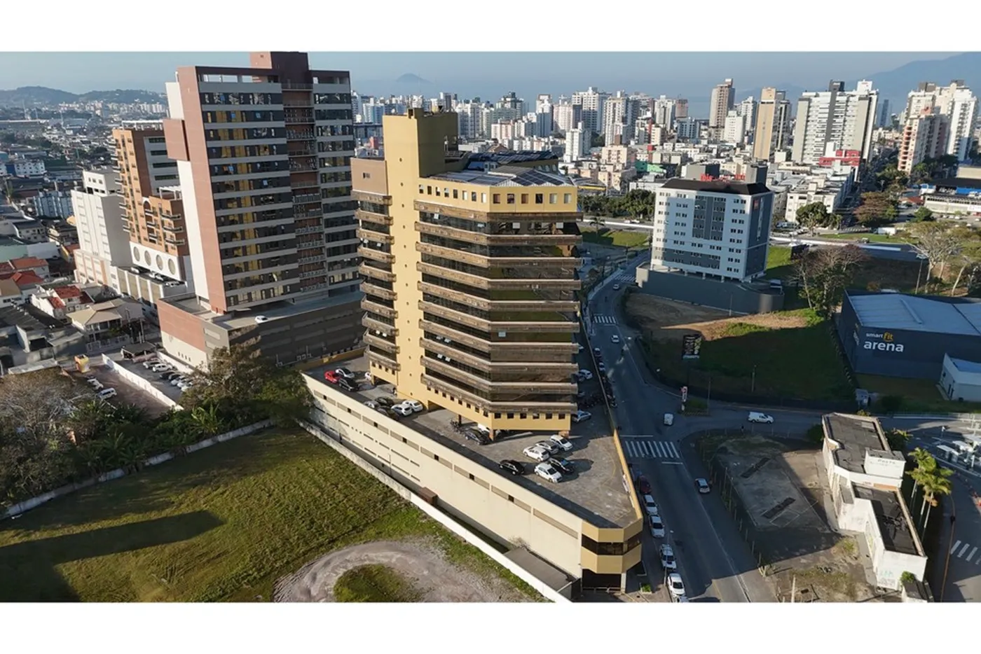 CDAZ 277 Sala 590441066-36 - REMAX Dream On II Exclusividades