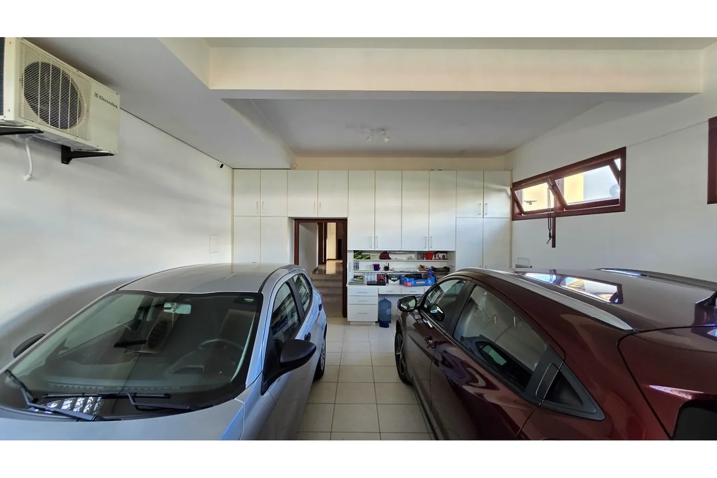 JIDG 211 590441066-42 - REMAX Dream On II Exclusividades