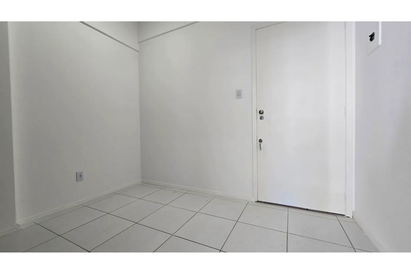 CAG 79 Sala 590441066-33 - REMAX Dream On II Exclusividades