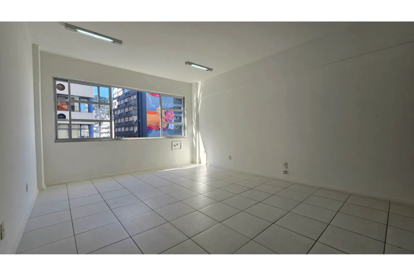 CAG 79 Sala 590441066-33 - REMAX Dream On II Exclusividades