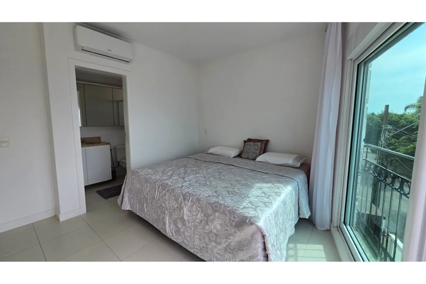 CDE 758 Apto 590441066-40 - REMAX Dream On II Exclusividades