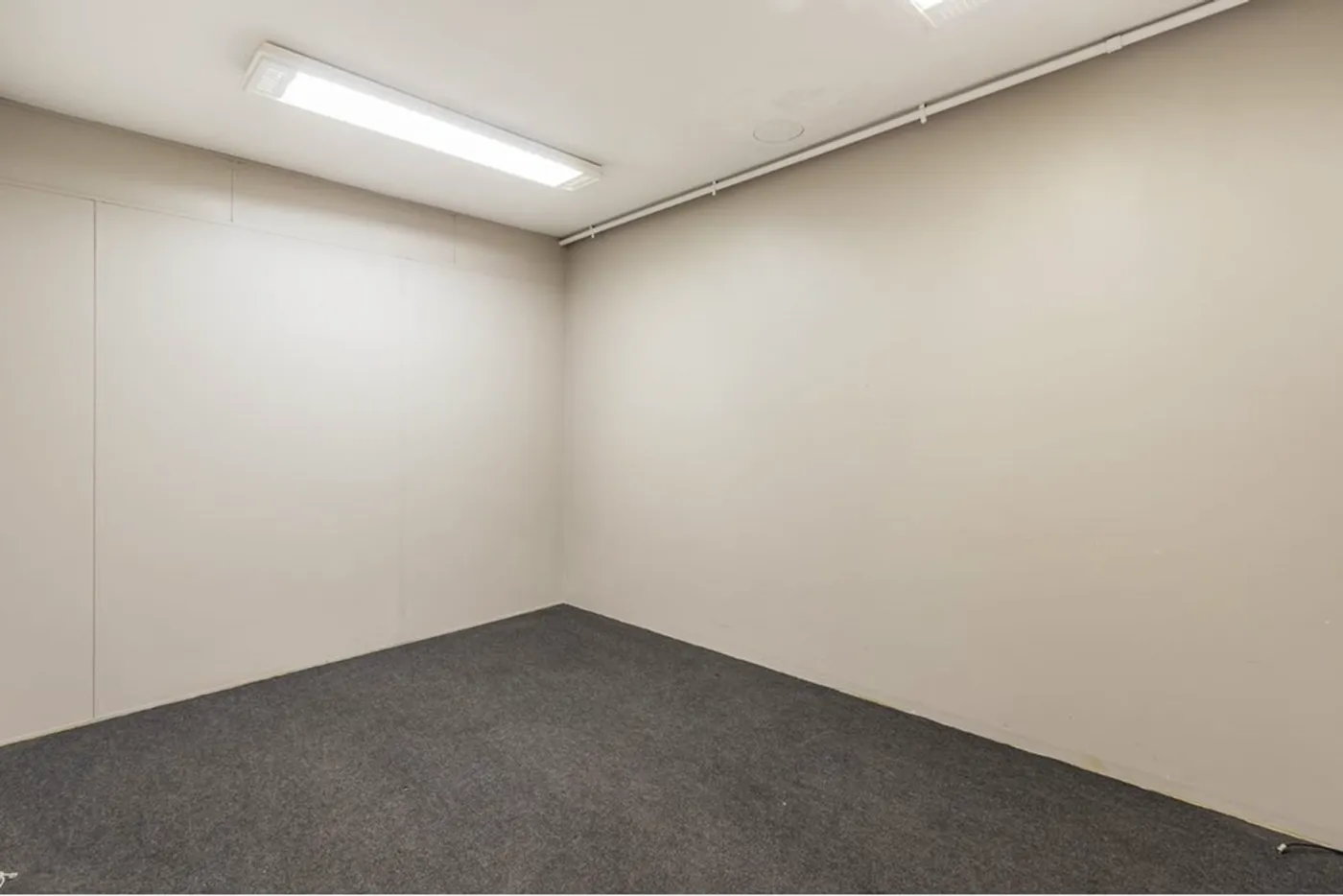 CHDA 1001 Sala 612511065-1 - REMAX Moderna Exclusividades