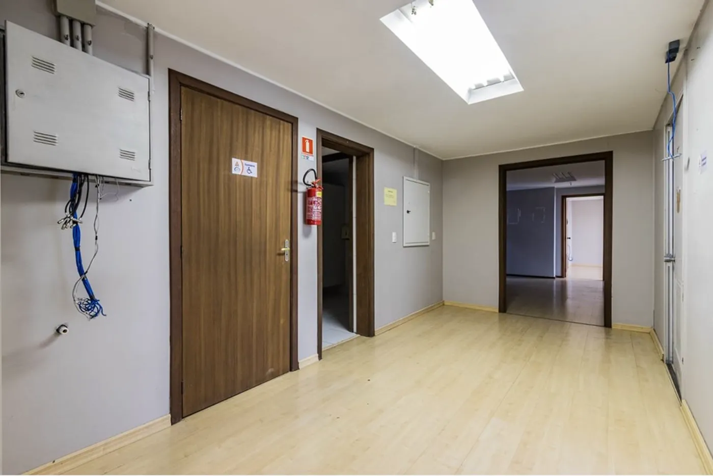 CHDA 1001 Sala 612511065-1 - REMAX Moderna Exclusividades