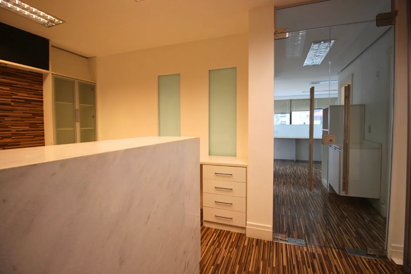 PT 98 Sala 10203 - TF Imóveis Exclusividades